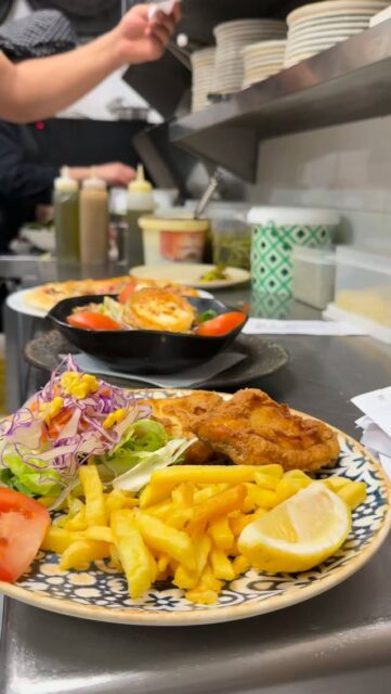 🙂 Mercado en Manacor y nosotros abiertos hasta las 17:00h para que podáis venir a desayunar o comer los platos del día.
#restaurantemallorca #comerenmallorca #manacor #mallorca